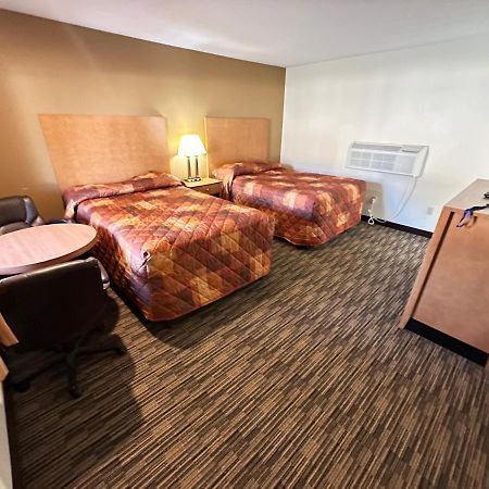 Express Inn Чикопи Экстерьер фото